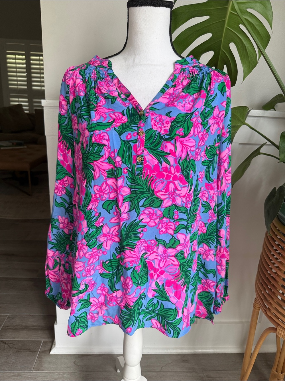 Lily Pulitzer Elsa top Size M NWT “Pink Safari Sunset”